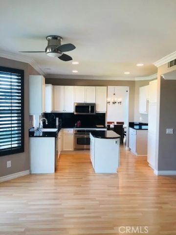 33 Hollyleaf, Aliso Viejo, CA 92656