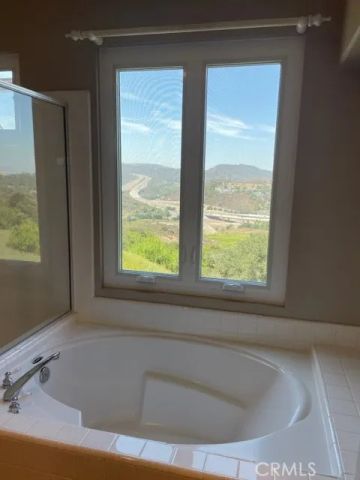 33 Hollyleaf, Aliso Viejo, CA 92656