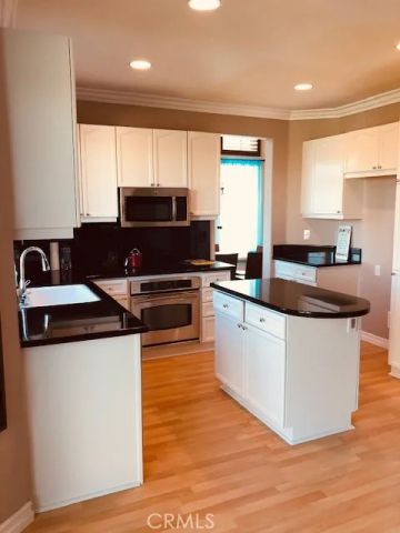 33 Hollyleaf, Aliso Viejo, CA 92656