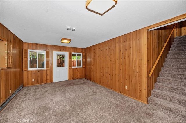 556 Pioneer, Lake Arrowhead, CA 92352