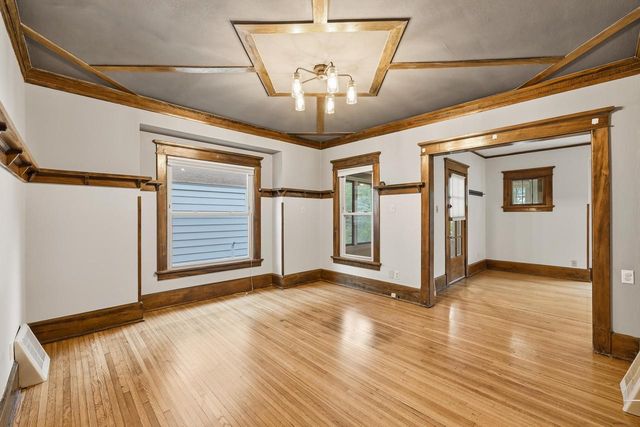 3074 S Wentworth AVENUE, Milwaukee, WI 53207