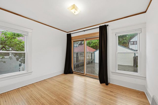 3074 S Wentworth AVENUE, Milwaukee, WI 53207