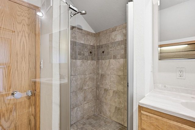 3074 S Wentworth AVENUE, Milwaukee, WI 53207
