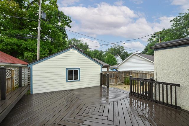 3074 S Wentworth AVENUE, Milwaukee, WI 53207