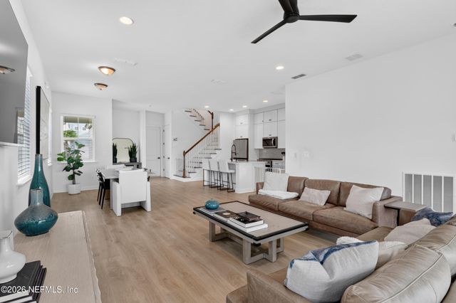 342 RUM RUNNER Way, St. Johns, FL 32259