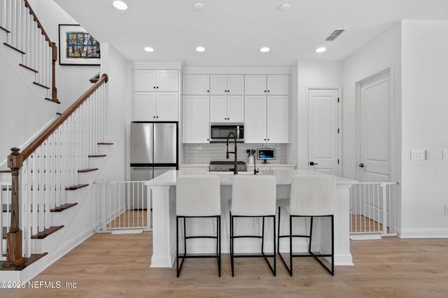 342 RUM RUNNER Way, St. Johns, FL 32259