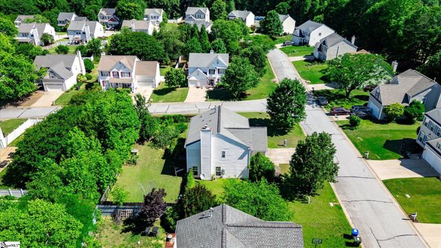 11 Eagleston Lane, Simpsonville, SC 29680