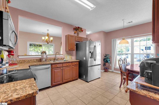 11 Eagleston Lane, Simpsonville, SC 29680