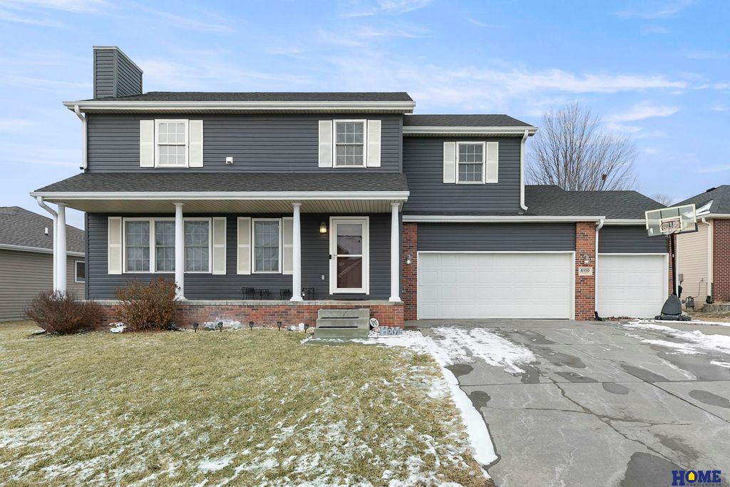 6550 Blackstone Road, Lincoln, NE 68526