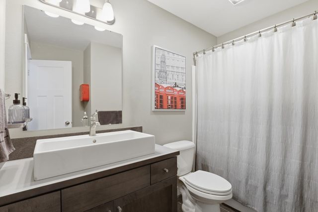 5515 S Russell Ln, Spokane, WA 99224