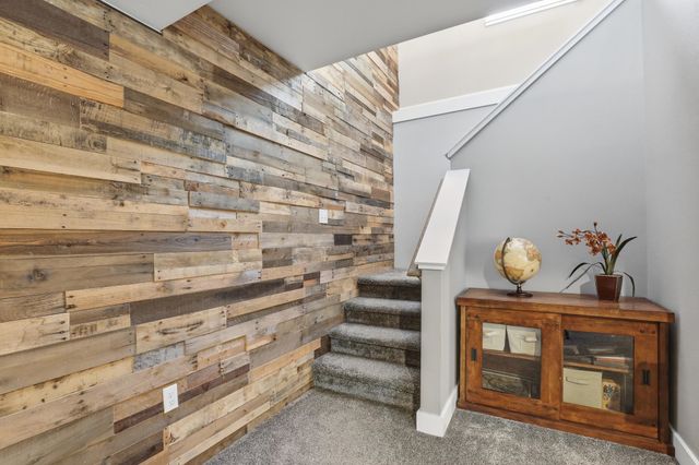 5515 S Russell Ln, Spokane, WA 99224