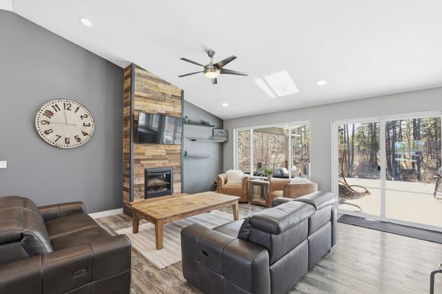 5515 S Russell Ln, Spokane, WA 99224