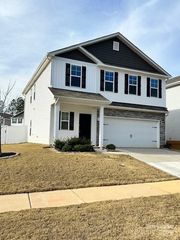 7028 Stoney Wood Lane, Charlotte, NC 28215