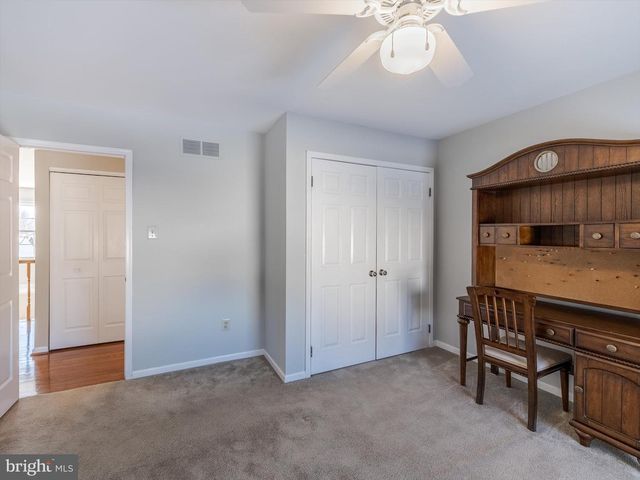 1 DENTON CIR, Newtown, PA 18940