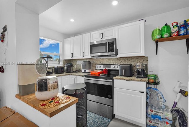 17821 SW 107th Ave, Miami, FL 33157