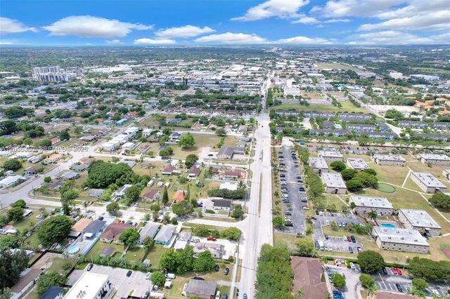 17821 SW 107th Ave, Miami, FL 33157