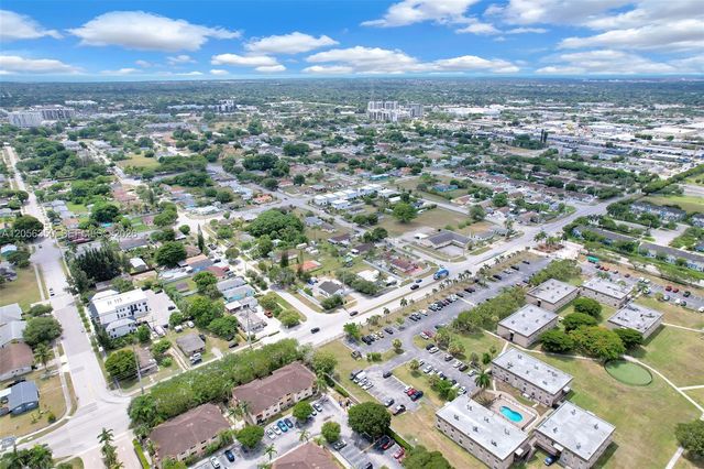 17821 SW 107th Ave, Miami, FL 33157