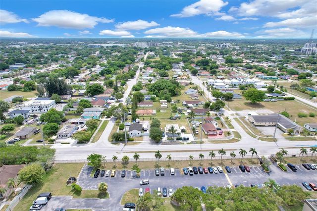 17821 SW 107th Ave, Miami, FL 33157