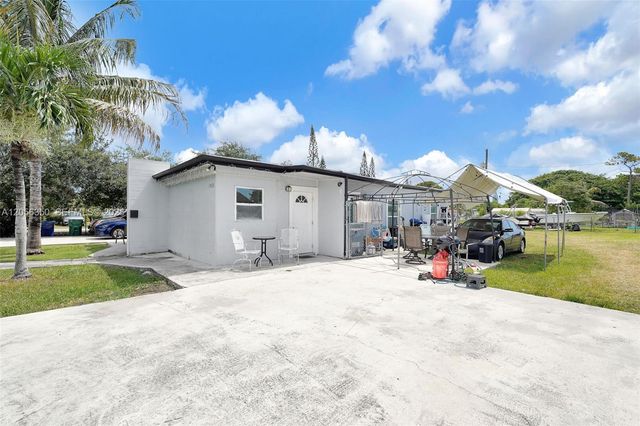 17821 SW 107th Ave, Miami, FL 33157