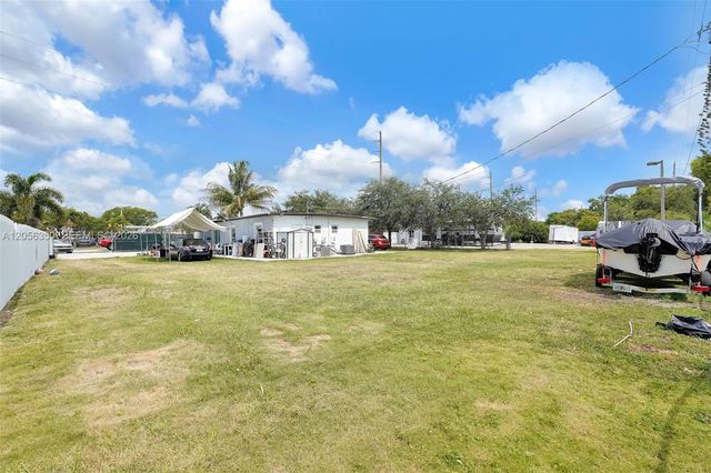 17821 SW 107th Ave, Miami, FL 33157