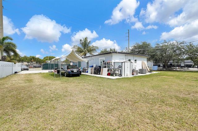 17821 SW 107th Ave, Miami, FL 33157