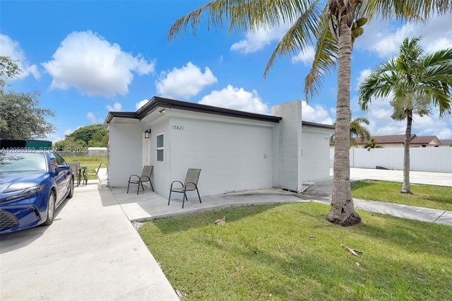 17821 SW 107th Ave, Miami, FL 33157