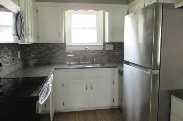 810 Pine Street, Pleasant Hill, MO 64080