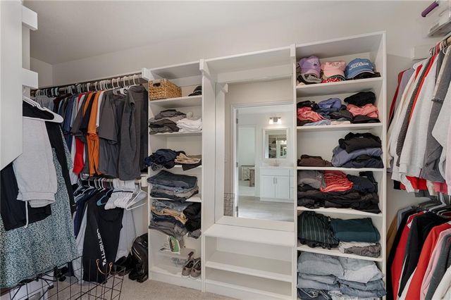 19727 W 196th Terrace, Spring Hill, KS 66083