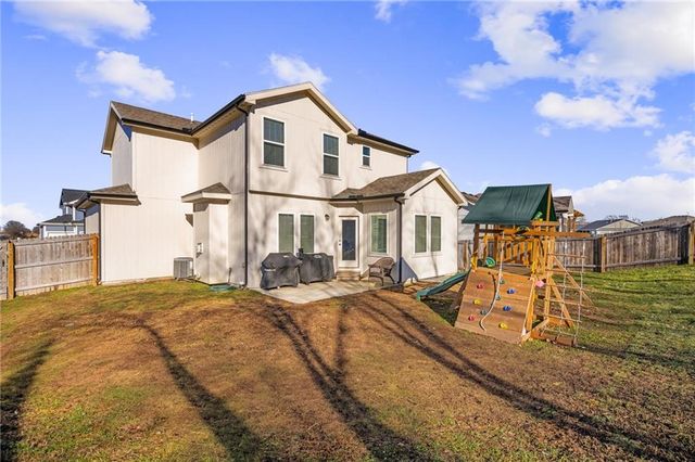 19727 W 196th Terrace, Spring Hill, KS 66083