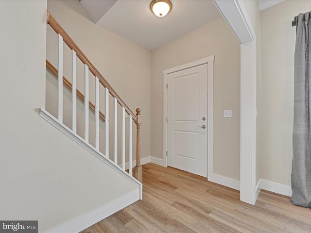 112 WOODLAWN DRIVE, Willow Street, PA 17584