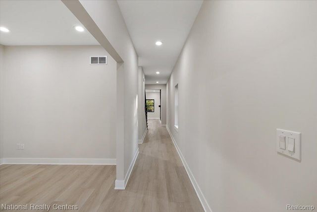 1032 E BRECKENRIDGE Street, Ferndale, MI 48220