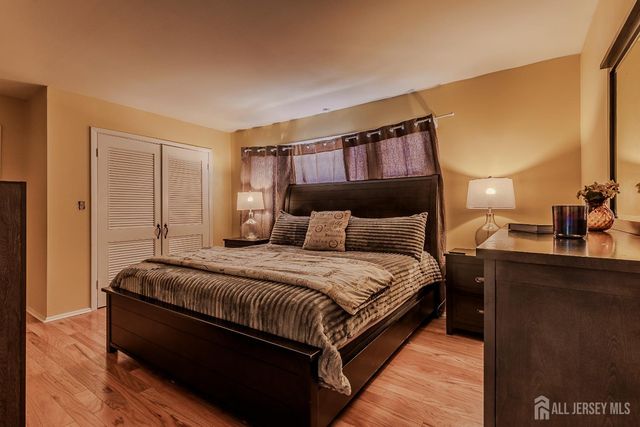 25 colburn Road, East Brunswick, NJ 08816