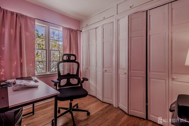 25 colburn Road, East Brunswick, NJ 08816