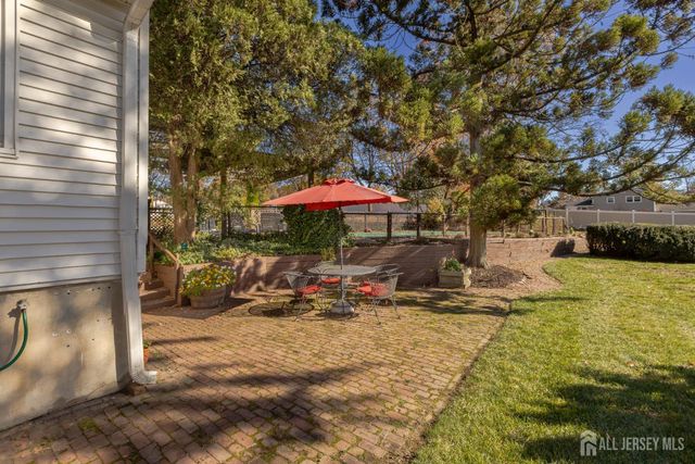 25 colburn Road, East Brunswick, NJ 08816