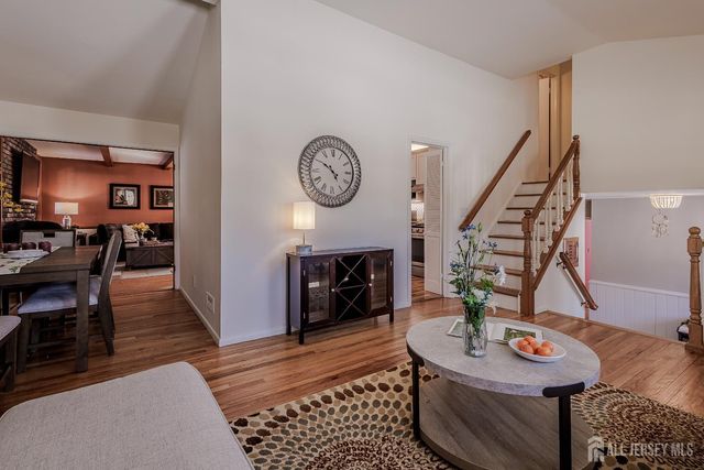 25 colburn Road, East Brunswick, NJ 08816