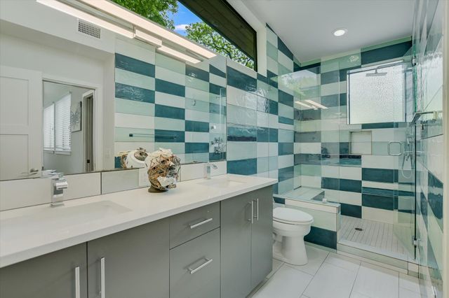 56 Waller ST, Austin, TX 78702