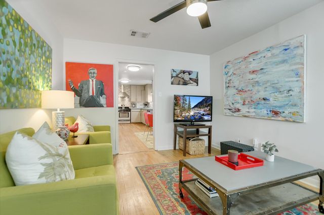 56 Waller ST, Austin, TX 78702