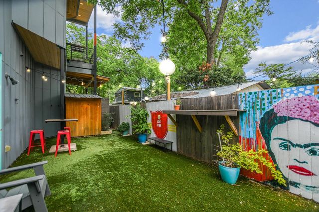 56 Waller ST, Austin, TX 78702