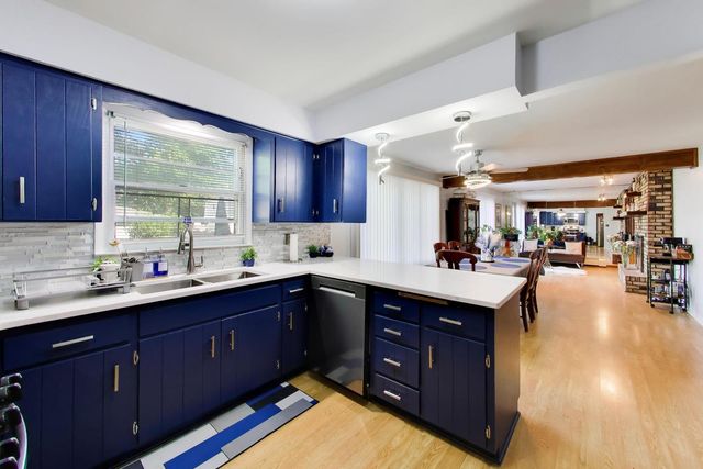 18026 State Line Avenue, Lansing, IL 60438