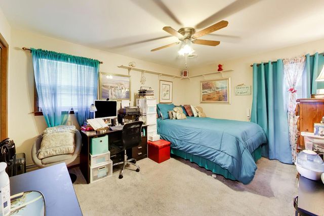 18026 State Line Avenue, Lansing, IL 60438