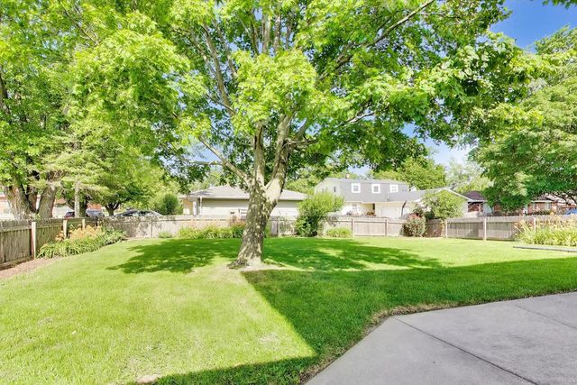 18026 State Line Avenue, Lansing, IL 60438