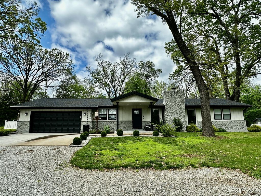 5096 S Farm Road 189, Rogersville, MO 65742
