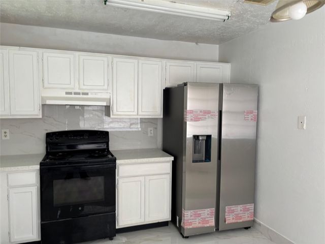 2514 Radcliffe Drive, Sugar Land, TX 77498