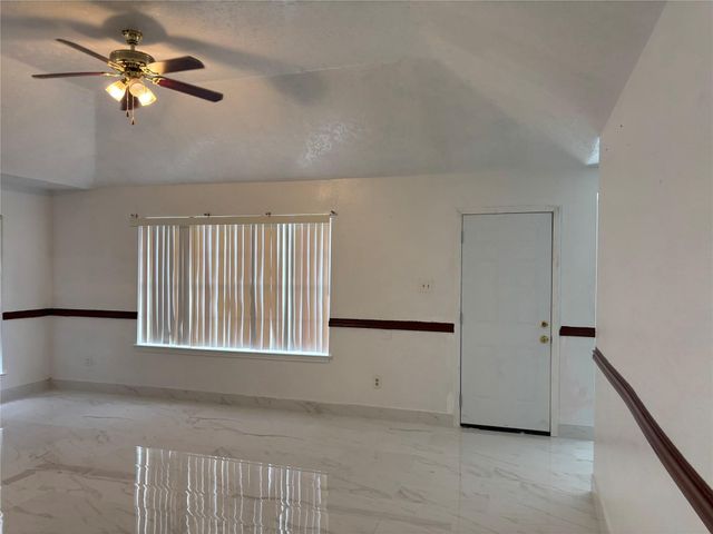 2514 Radcliffe Drive, Sugar Land, TX 77498