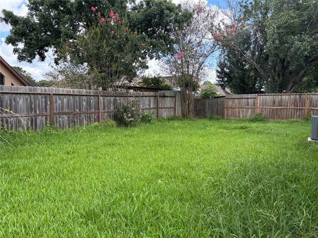 2514 Radcliffe Drive, Sugar Land, TX 77498