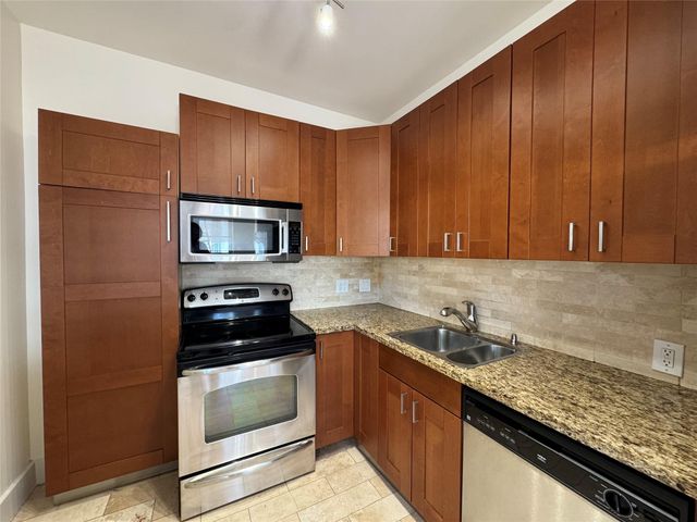 1509 Holman Street 2, Houston, TX 77004