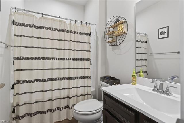 908 Capstan WAY, Chesapeake, VA 23323