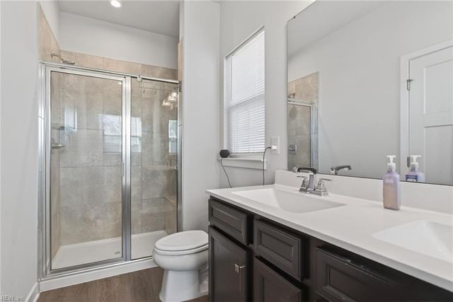 908 Capstan WAY, Chesapeake, VA 23323