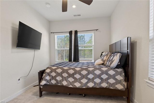 908 Capstan WAY, Chesapeake, VA 23323