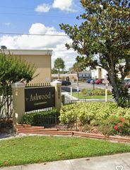 1000 LAKE OF THE WOODS BOULEVARD 205H, Fern Park, FL 32730